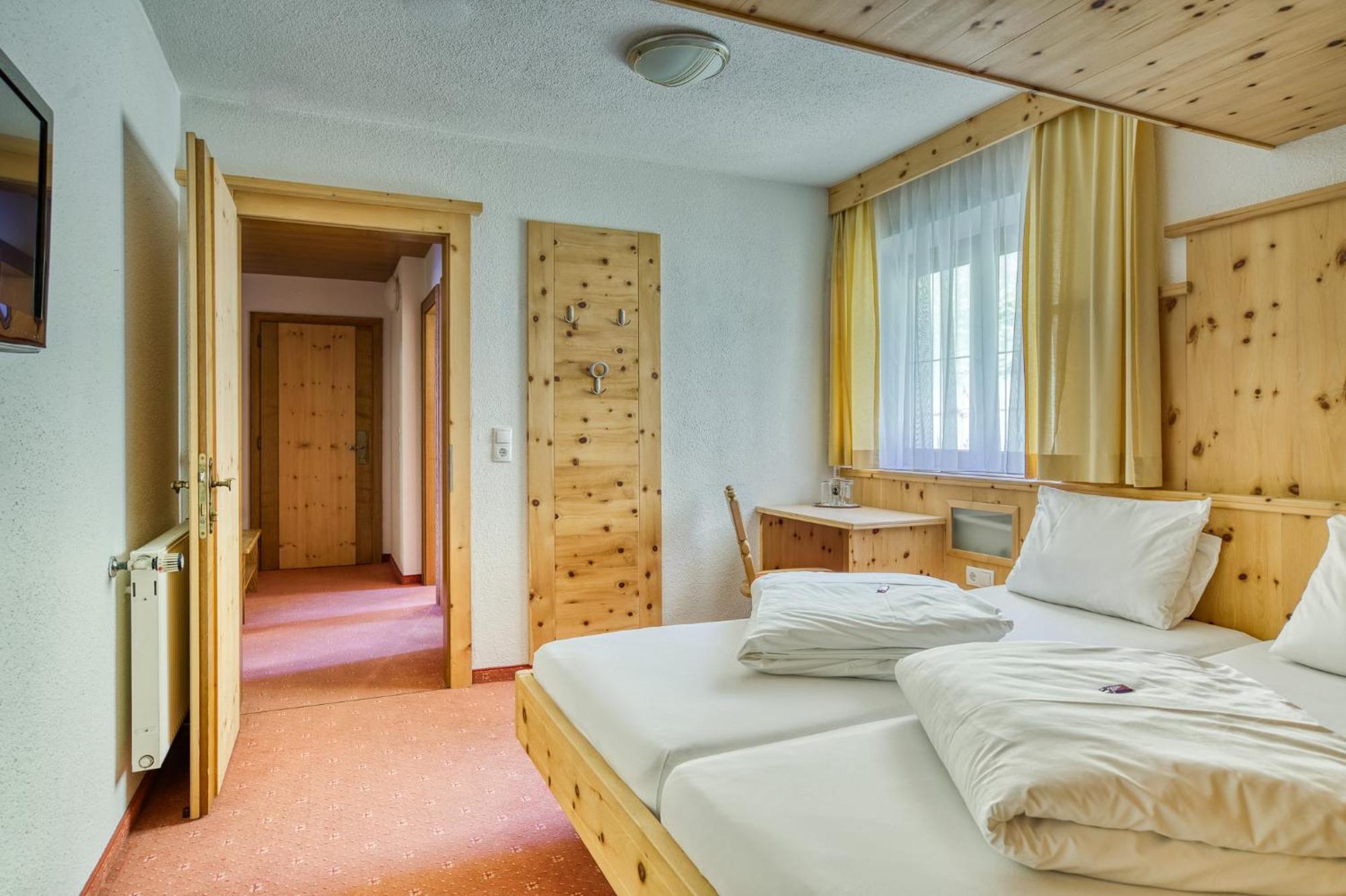 Hotel Jaegerhof Эц Номер фото