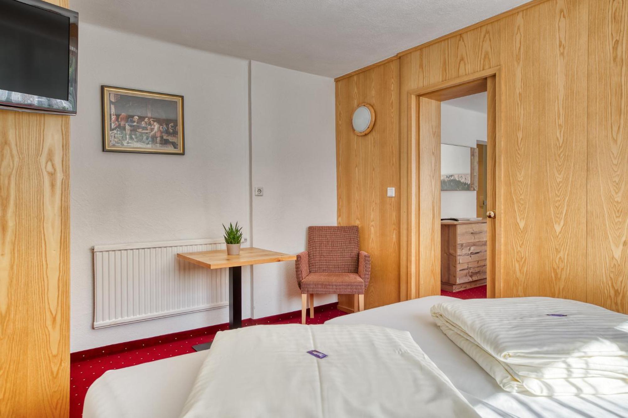 Hotel Jaegerhof Эц Номер фото